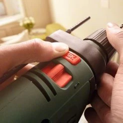 Perceuse à percussion Bosch 060313100A - Perceuse à percussion Universalimpact 700 -Outil électroportatif Soldes 4de2a5db1f7a442487f8b022e252b412