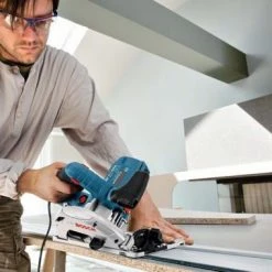 Scie circulaire Bosch 0601682101 - Scie circulaire GKS 55+ GCE - 0601682101 -Outil électroportatif Soldes fdf133ca2c54a6400a1ea76cb53264e0